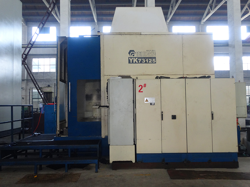 所述转动座的表面固定安装有转动电机