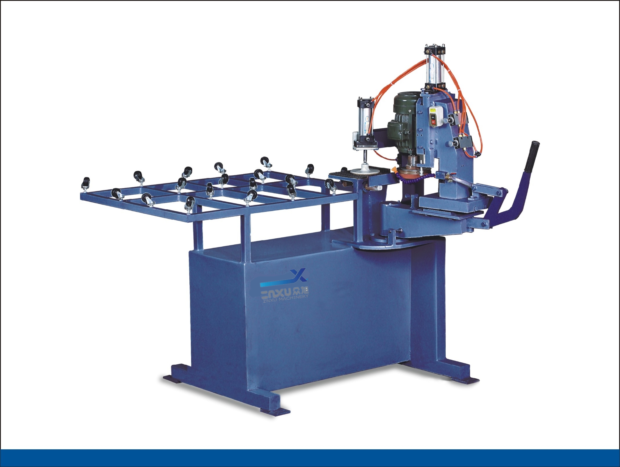 且第一传动臂两端外侧设置固定板