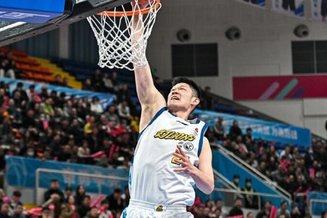 广厦加时惜败浙江 塔克三分绝杀未果