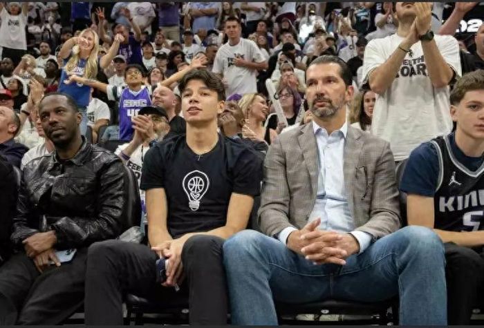 安德烈四强赛后坦言父亲压力管理智慧助其成长