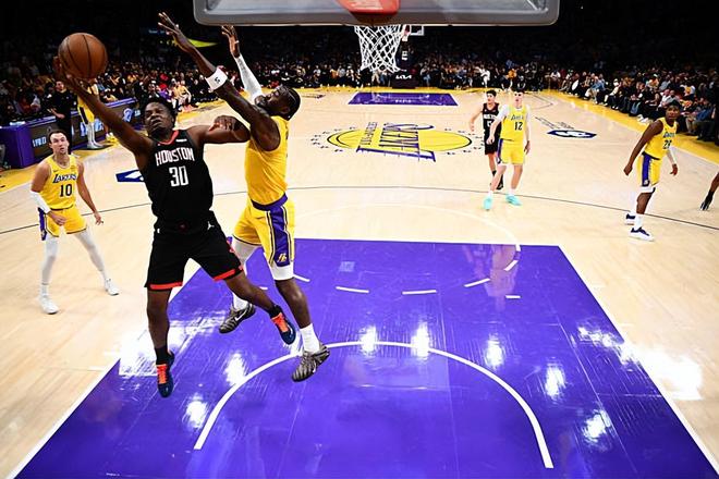 湖人双杀火箭卡佩拉惨淡表现引质疑